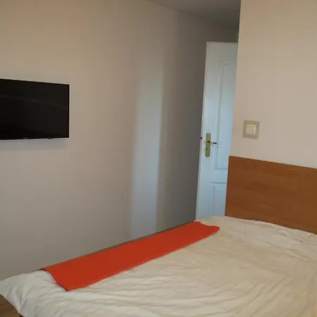 Hotel Pod Platanami