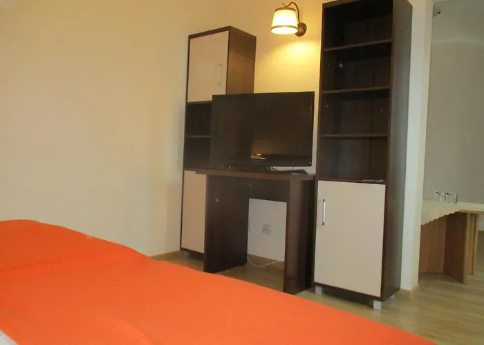 Pod Platanami Hotel Trzebnica